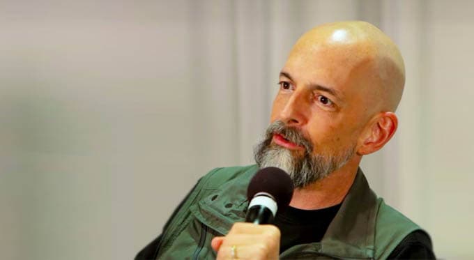 Neal Stephenson